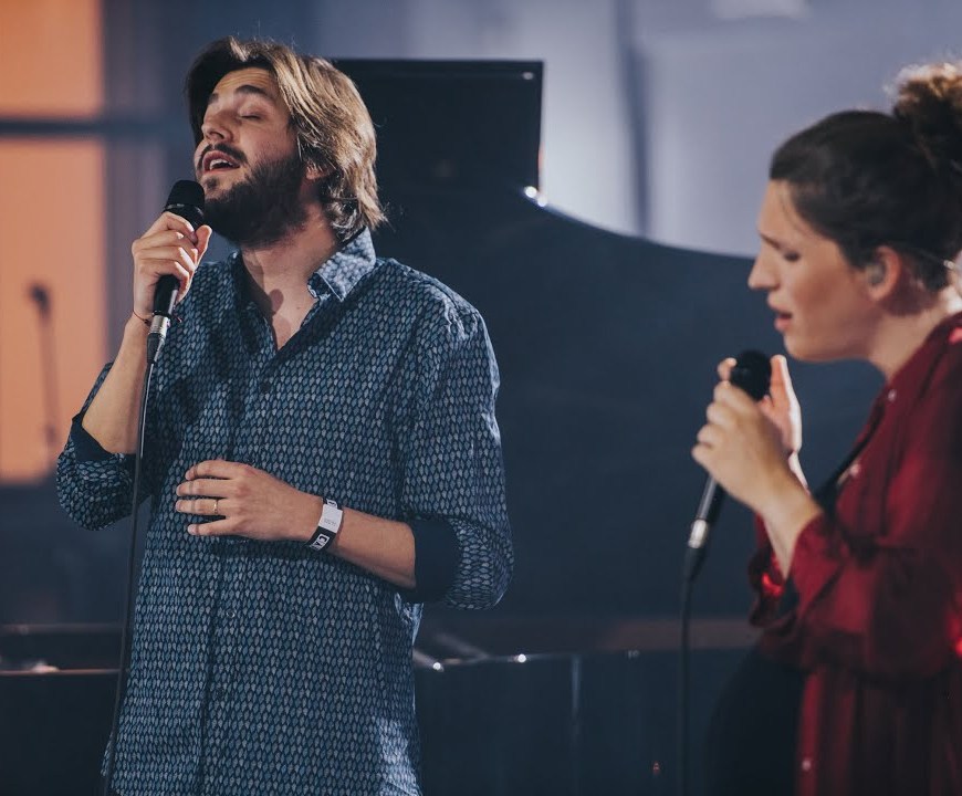 Salvador Sobral e Luisa Sobral a cantar